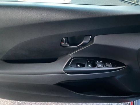 Certified 2022 Hyundai Veloster N FWD image 30