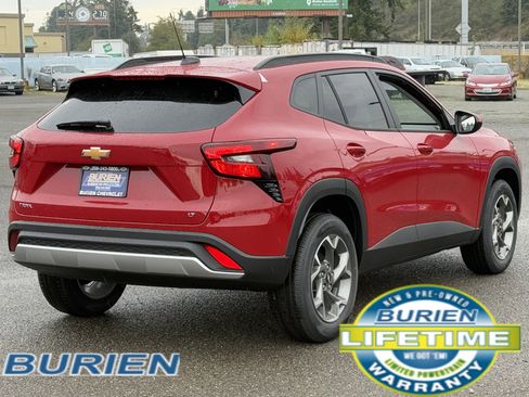 New 2026 Chevrolet Trax LT w/ Driver Confidence Package image 5