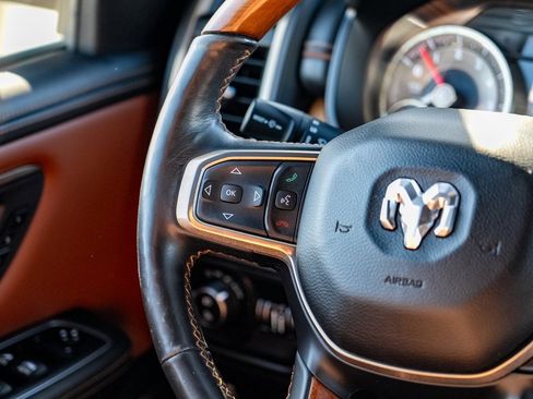 Used 2019 RAM 1500 Laramie Longhorn image 23