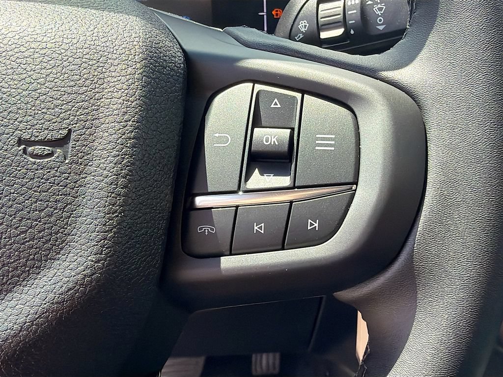 Used 2026 Ford Ranger XLT w/ Technology Package AWD/4WD image 13