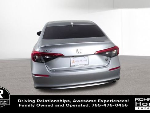 Used 2023 Honda Civic Sport image 8