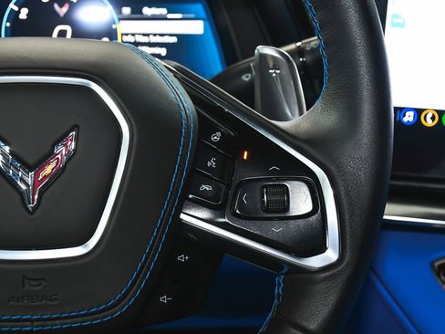 Used 2023 Chevrolet Corvette Stingray Premium Cpe w/ Body-Color Dual Roof Package RWD image 34