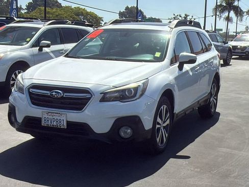 Used 2019 Subaru Outback 2.5i Limited AWD/4WD image 3