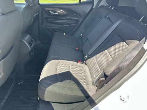 Used 2021 GMC Terrain SLE w/ Driver Convenience Package FWD image 11