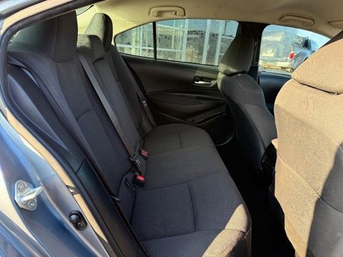 Used 2021 Toyota Corolla LE w/ Carpet Mat Package (TMS) image 12