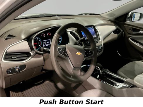 Used 2023 Chevrolet Malibu LT image 16