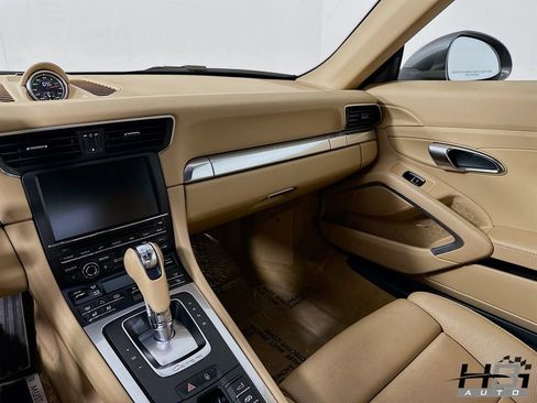 Used 2013 Porsche 911 Carrera 4S AWD/4WD image 16