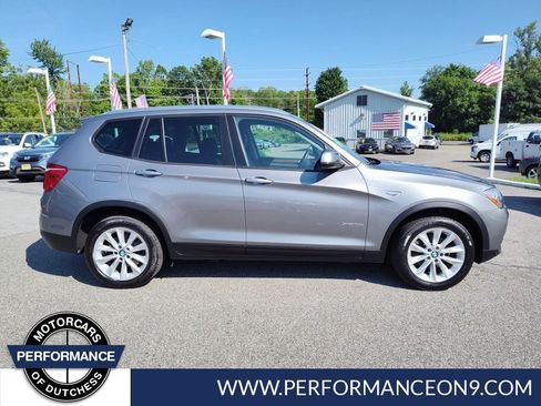 Used 2017 BMW X3 xDrive28i AWD/4WD image 2