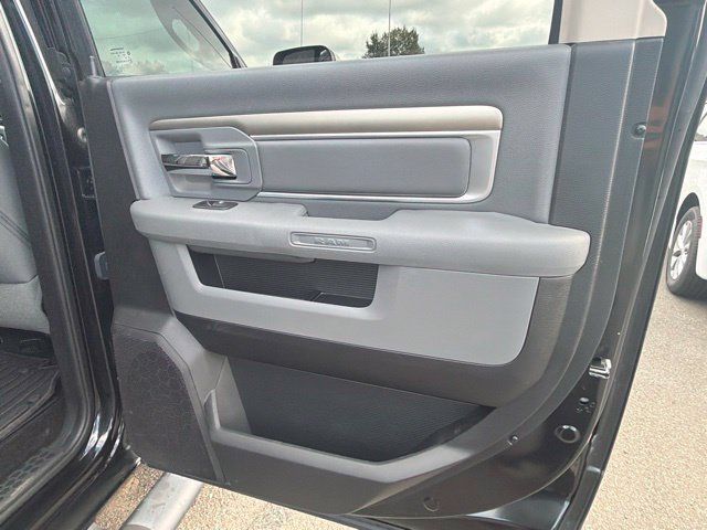 Used 2015 RAM 1500 Outdoorsman AWD/4WD image 11