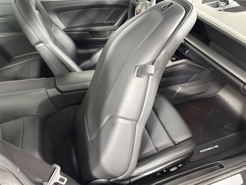 Certified 2025 Porsche 911 Carrera image 25