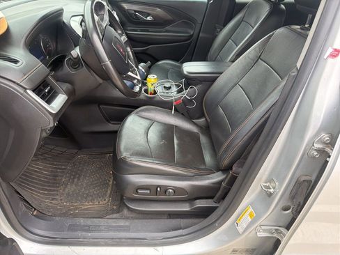 Used 2020 GMC Terrain SLT image 13