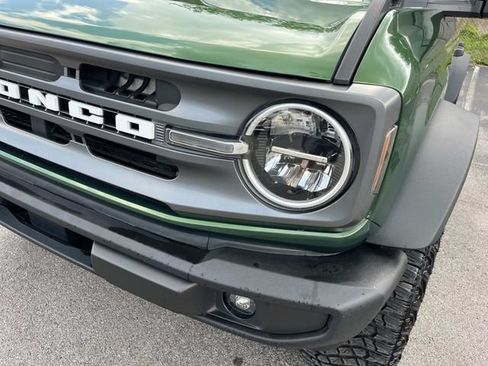 Used 2024 Ford Bronco Big Bend w/ Sasquatch Package AWD/4WD image 11