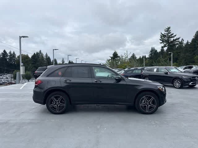 Used 2020 Mercedes-Benz GLC 300 4MATIC image 4