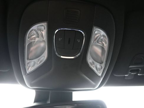 Used 2024 Jeep Compass Latitude AWD/4WD image 18