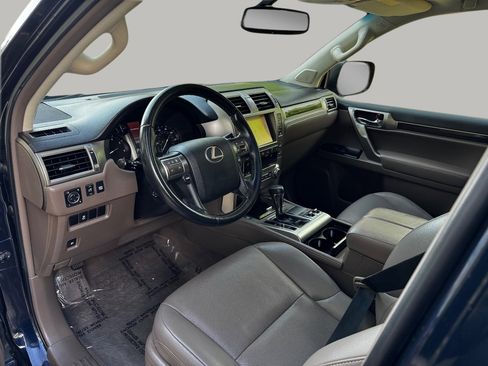 Used 2017 Lexus GX 460 image 13