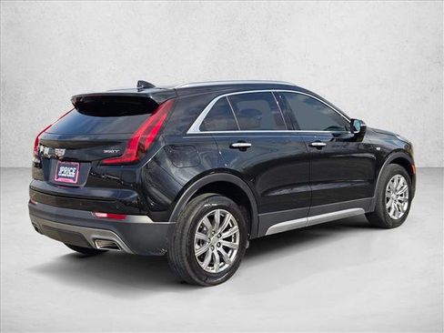 Used 2023 Cadillac XT4 Premium Luxury image 5