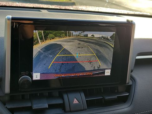 Certified 2025 Toyota RAV4 XLE w/ Convenience Package image 26