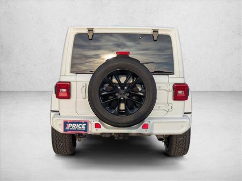 Used 2021 Jeep Wrangler Unlimited Sahara image 7