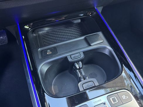 New 2025 Mercedes-Benz GLB 250 4MATIC image 37