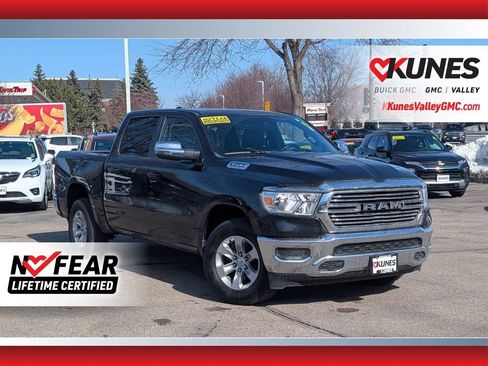 Used 2024 RAM 1500 Laramie AWD/4WD image 1