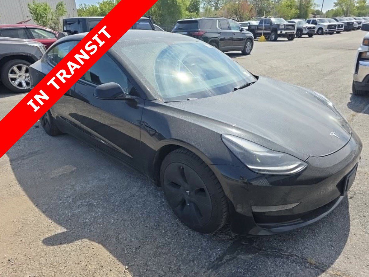 Used 2021 Tesla Model 3 Standard Range Plus RWD image 1