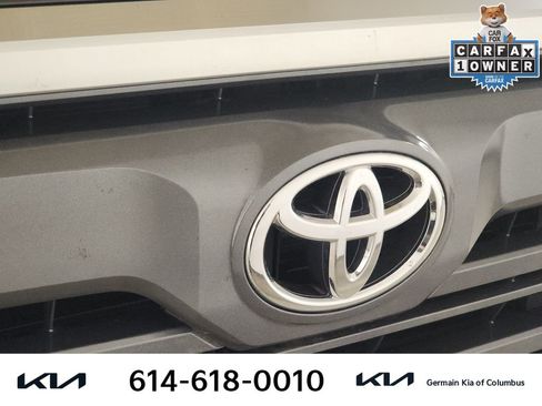 Used 2025 Toyota Tundra Limited AWD/4WD image 14