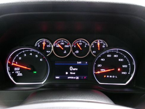 Used 2021 Chevrolet Silverado 1500 LT Trail Boss w/ Convenience Package II AWD/4WD image 7