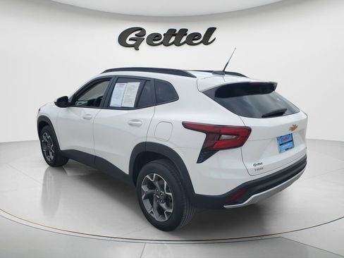Certified 2024 Chevrolet Trax LT FWD image 7