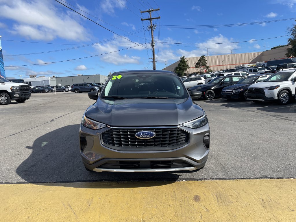 Used 2024 Ford Escape Active AWD/4WD image 5