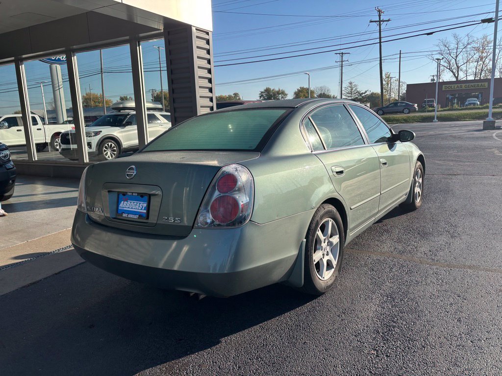 Used 2005 Nissan Altima 2.5 S w/ (G01) Convenience Plus Pkg FWD image 5
