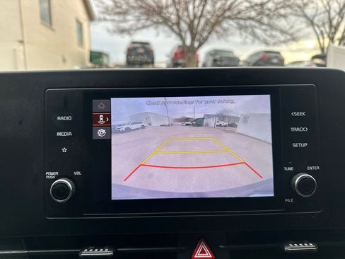 Used 2023 Kia Sportage LX image 16