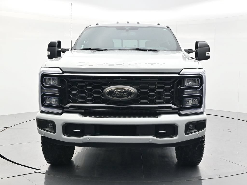 Used 2026 Ford F250 Lariat w/ Tremor Off-Road Package AWD/4WD image 2