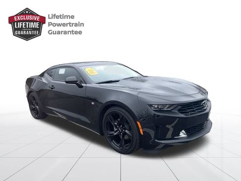 Used 2023 Chevrolet Camaro LT w/ RS Package image 7