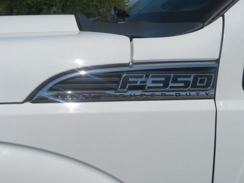 Used 2011 Ford F350 Lariat w/ Chrome Pkg AWD/4WD image 14