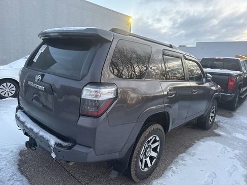 Certified 2021 Toyota 4Runner TRD Off-Road Premium w/ Moonroof Package image 5