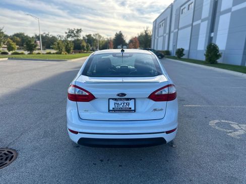 Used 2019 Ford Fiesta SE w/ Equipment Group 201A image 4