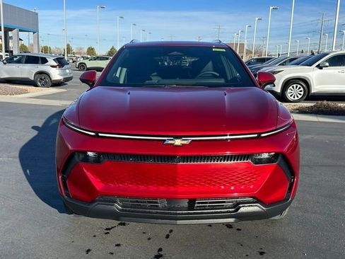 New 2026 Chevrolet Equinox EV LT AWD/4WD image 34