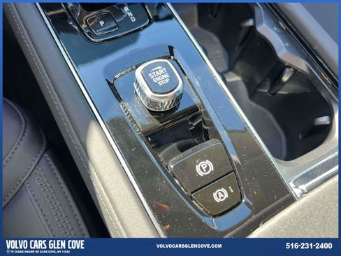 Used 2025 Volvo XC90 B6 Plus w/ Protection Package Premier image 28