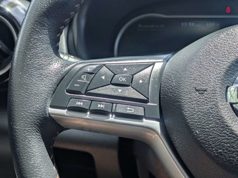 Used 2020 Nissan Kicks SR w/ SR Premium Package FWD image 24
