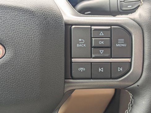 New 2026 Ford F250 Lariat w/ Black Appearance Package AWD/4WD image 31
