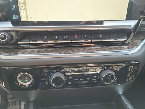 Used 2022 Chevrolet Silverado 1500 RST image 30