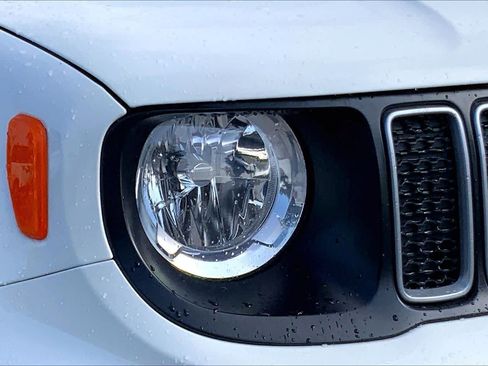 Used 2023 Jeep Renegade Latitude AWD/4WD image 24