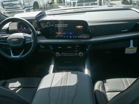 New 2026 Chevrolet Tahoe High Country w/ Sun And Tow Package AWD/4WD image 12