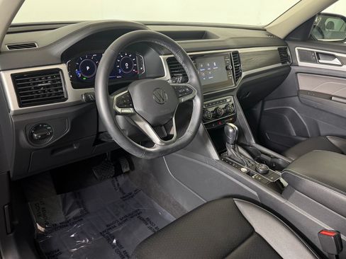 Used 2022 Volkswagen Atlas SE AWD/4WD image 4
