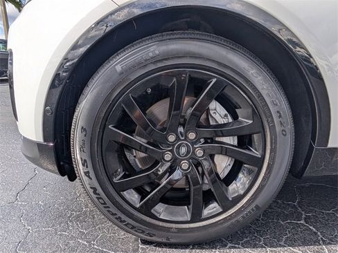 Used 2020 Land Rover Discovery Landmark image 20