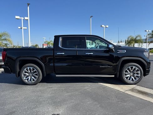 Used 2025 GMC Sierra 1500 Denali AWD/4WD image 7