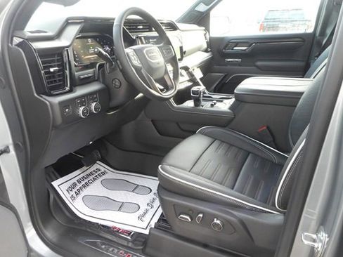New 2026 GMC Sierra 1500 AT4X image 9