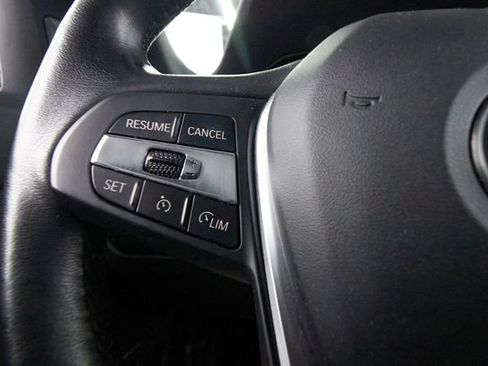 Used 2019 BMW 330i xDrive Sedan w/ Convenience Package AWD/4WD image 17