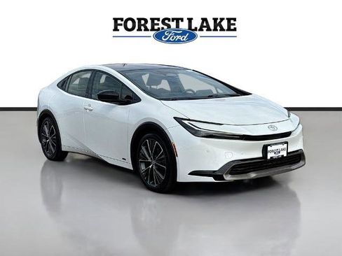Used 2024 Toyota Prius XLE AWD/4WD image 1
