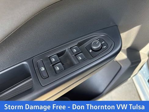 New 2026 Volkswagen Taos SE AWD/4WD image 11
